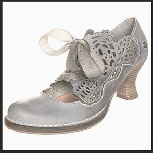 Neosens Taupe Rococo Lace-Up Ribbon Heels size 37 / US 6.5
